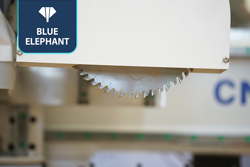 零部件(800x533)-5